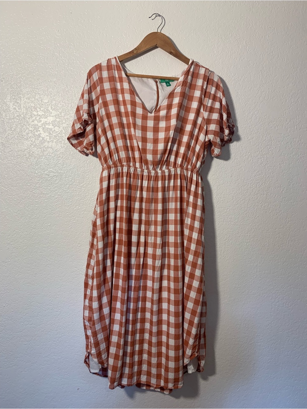 dip Rust and White Gingham Midi Dress with V-Neck